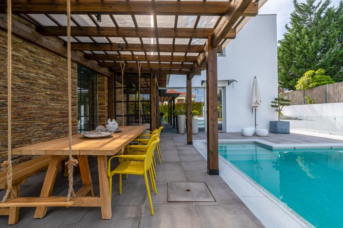 Image No.10-5 Bed Villa for sale