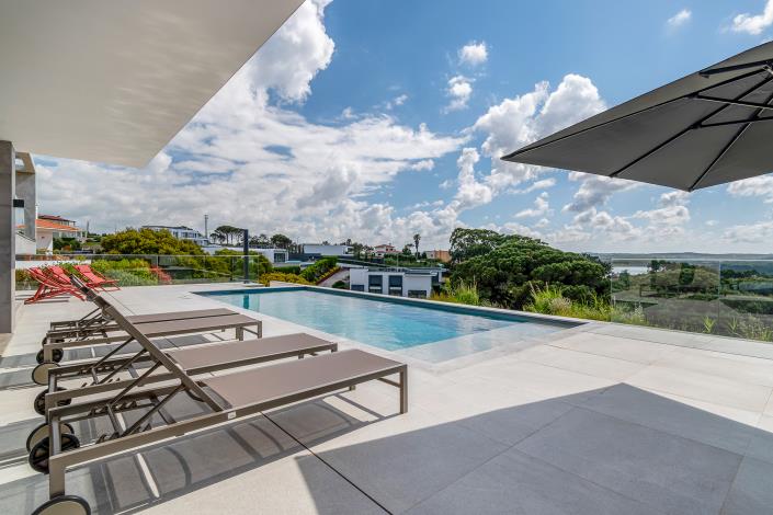 Image No.11-Maison / Villa de 4 chambres à vendre à Nadadouro