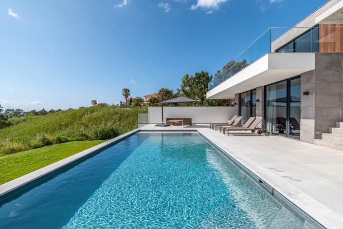 Image No.12-Maison / Villa de 4 chambres à vendre à Nadadouro