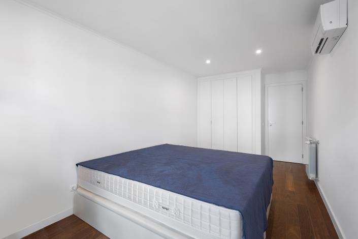 Image No.23-3 Bed Apartment for sale