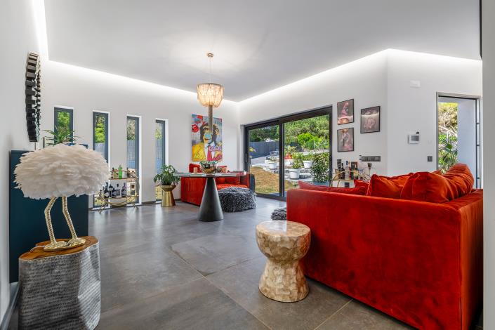 Image No.7-5 Bed Villa for sale