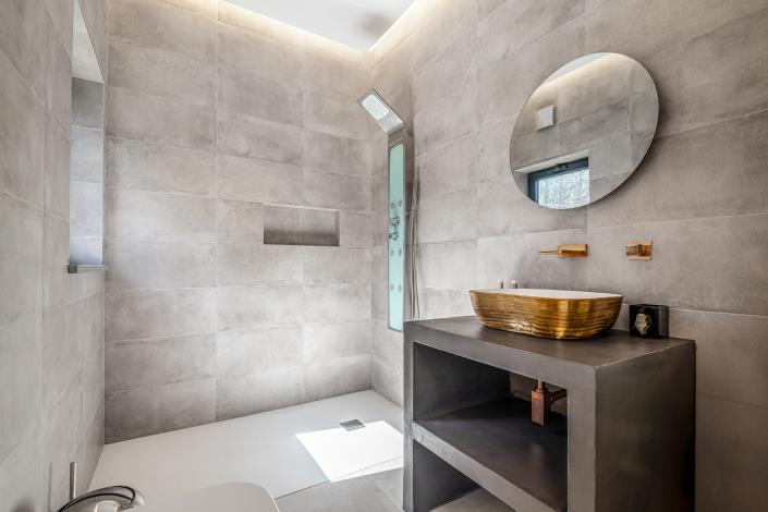 Image No.17-5 Bed Villa for sale