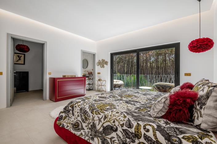 Image No.23-5 Bed Villa for sale