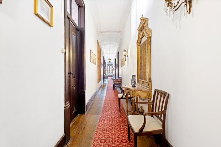 Image No.10-23 Bed Mansion for sale