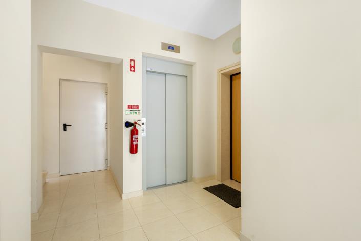 Image No.27-3 Bed Apartment for sale