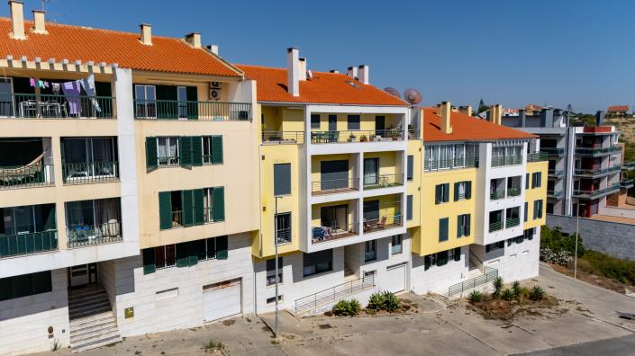 Image No.33-3 Bed Apartment for sale