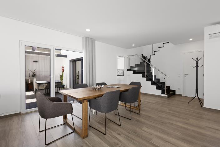 Image No.7-3 Bed Villa for sale