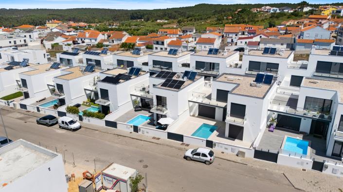 Image No.3-3 Bed Villa for sale