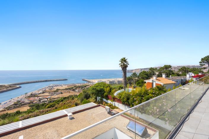 Image No.24-2 Bed Apartment for sale