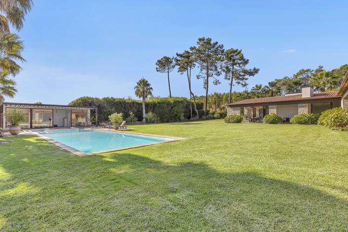 Image No.8-4 Bed Villa for sale