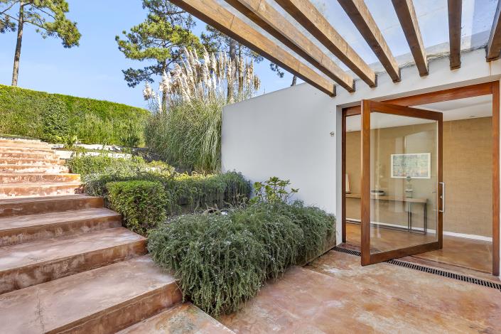 Image No.11-4 Bed Villa for sale