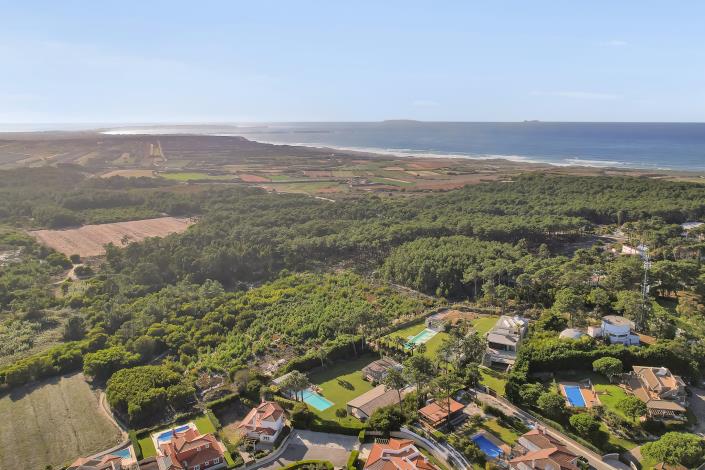 Image No.3-4 Bed Villa for sale