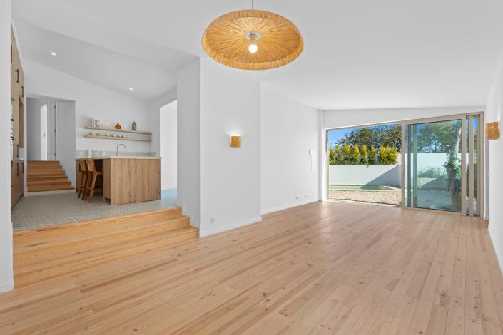 Image No.7-3 Bed Country House for sale