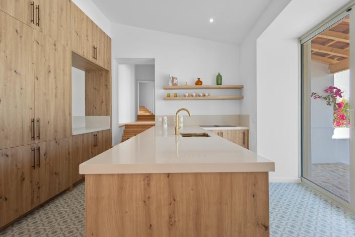 Image No.13-3 Bed Country House for sale