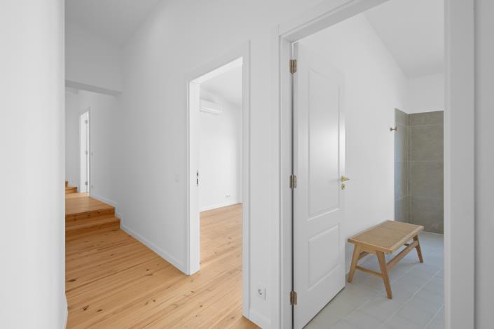 Image No.14-3 Bed Country House for sale