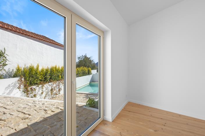 Image No.19-3 Bed Country House for sale