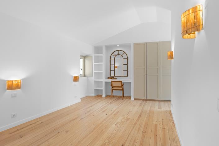 Image No.27-3 Bed Country House for sale