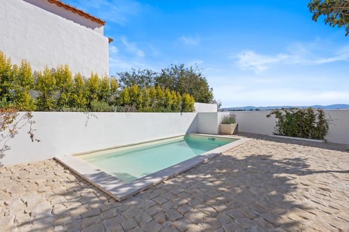 Image No.33-3 Bed Country House for sale