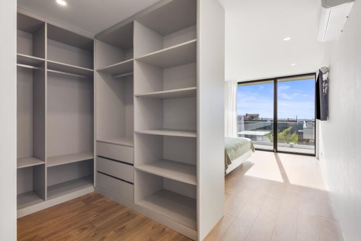 Image No.33-4 Bed House/Villa for sale