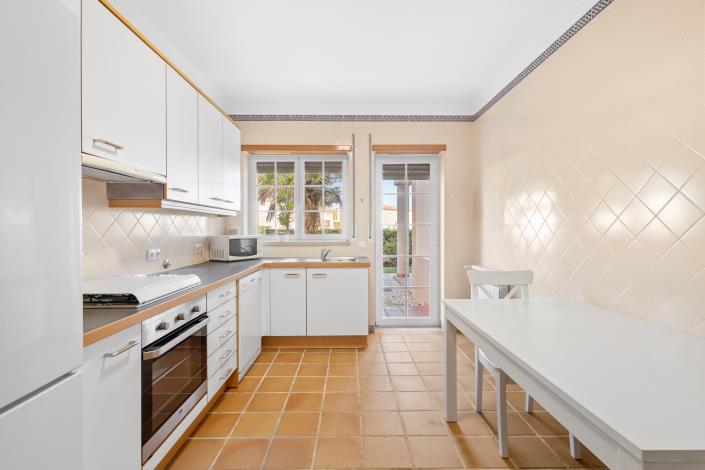 Image No.12-4 Bed Apartment for sale