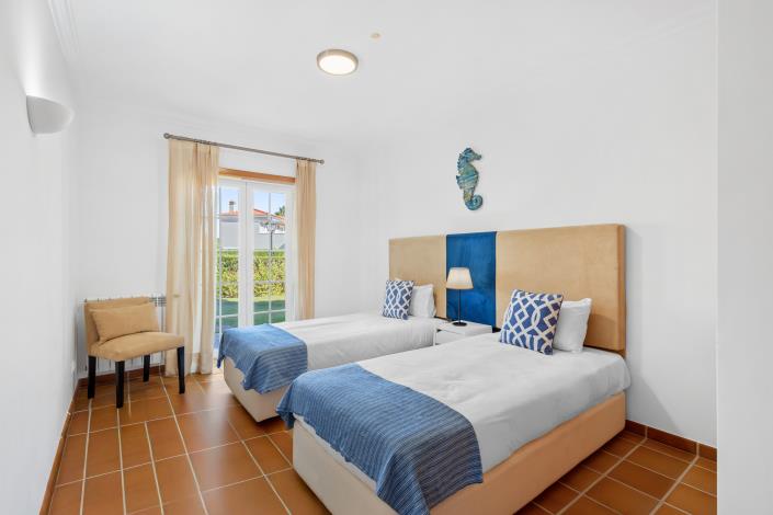 Image No.16-4 Bed Apartment for sale