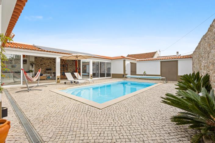 Image No.6-3 Bed Villa for sale