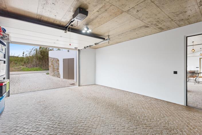 Image No.27-3 Bed Villa for sale