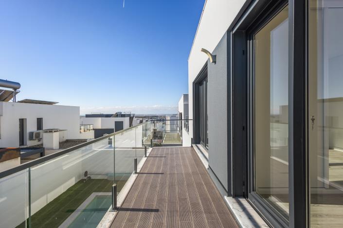 Image No.16-3 Bed Villa / Detached for sale