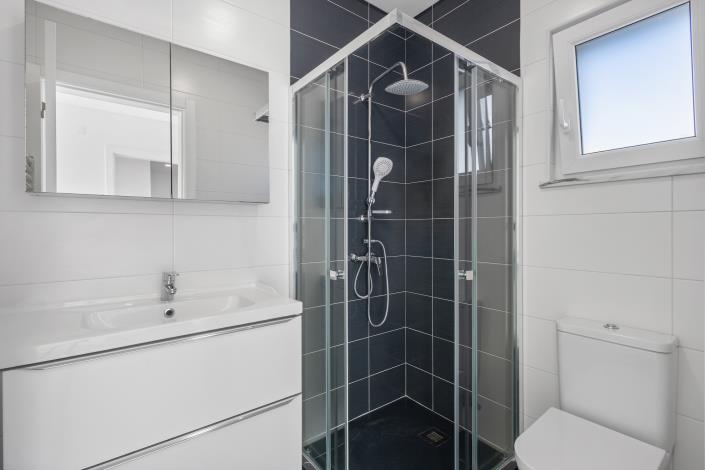 Image No.23-3 Bed Villa / Detached for sale