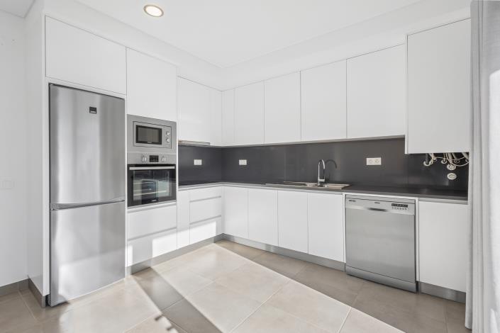 Image No.10-3 Bed Villa / Detached for sale