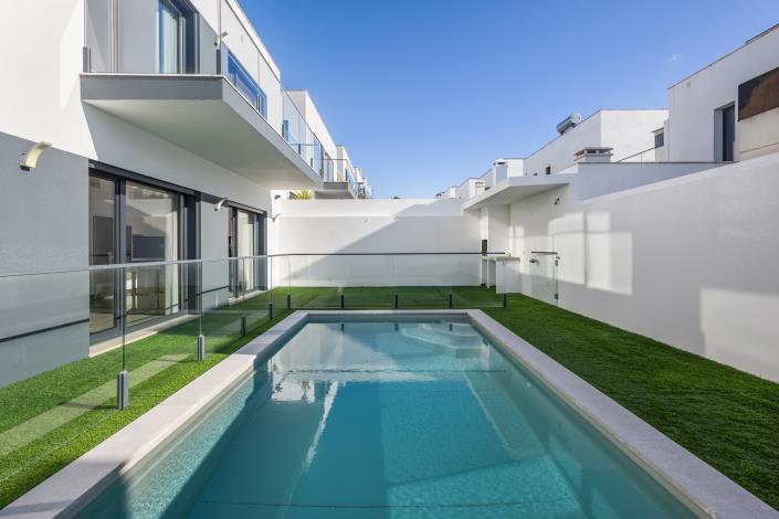 Image No.28-3 Bed Villa / Detached for sale