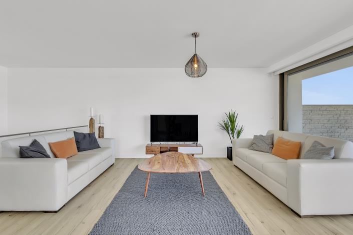 Image No.5-4 Bed Villa / Detached for sale