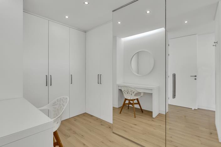 Image No.19-4 Bed Villa / Detached for sale