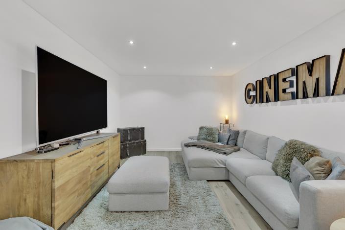 Image No.31-4 Bed Villa / Detached for sale