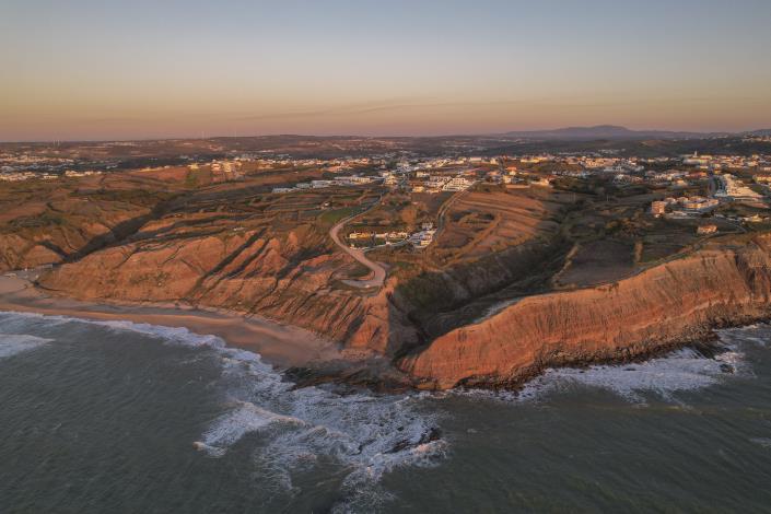 Image No.35-4 Bed Villa / Detached for sale