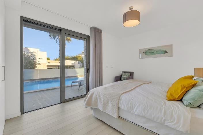 Image No.19-3 Bed Semi-Detached for sale