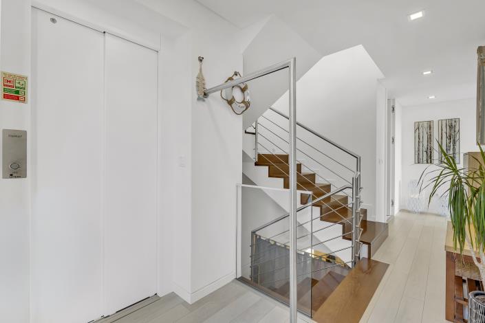 Image No.17-3 Bed Semi-Detached for sale