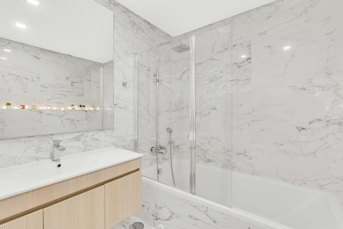 Image No.21-3 Bed Semi-Detached for sale