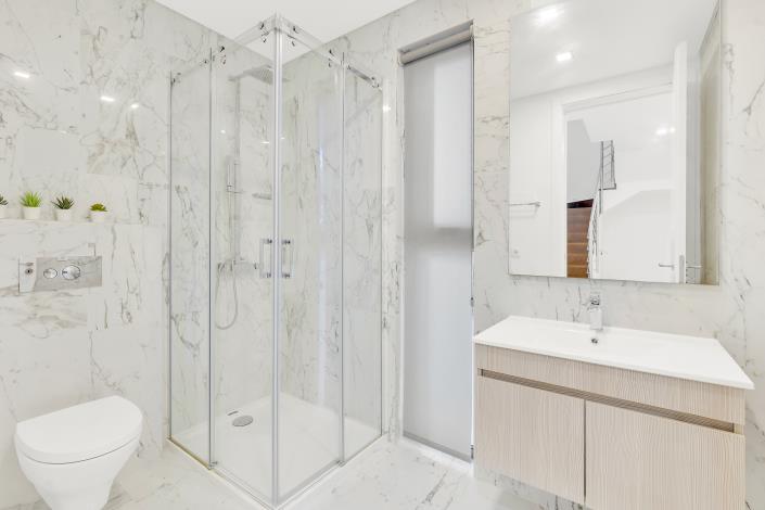 Image No.28-3 Bed Semi-Detached for sale