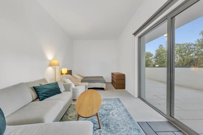 Image No.27-3 Bed Semi-Detached for sale