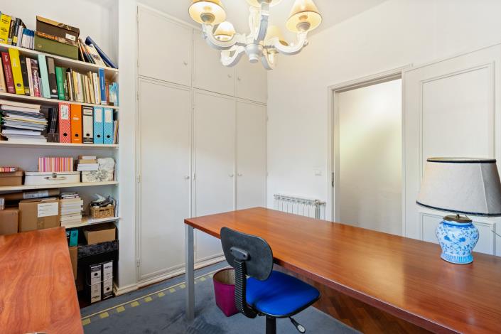 Image No.31-10 Bed House/Villa for sale