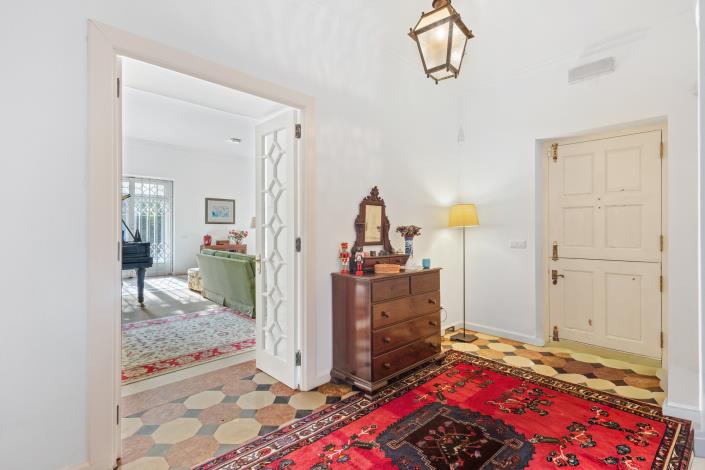 Image No.15-10 Bed House/Villa for sale