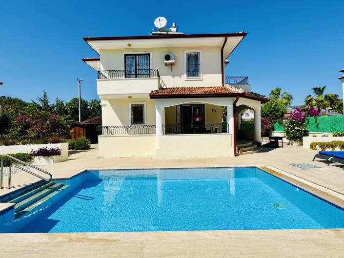 Image No.1-Villa / Détaché de 3 chambres à vendre à Çalis