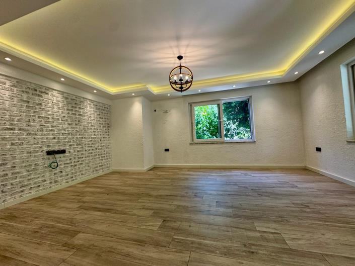 Image No.1-3 Bed Apartment for sale