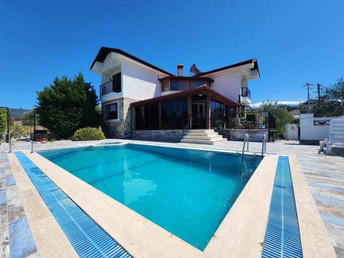 Image No.1-Villa / Détaché de 4 chambres à vendre à Kemer