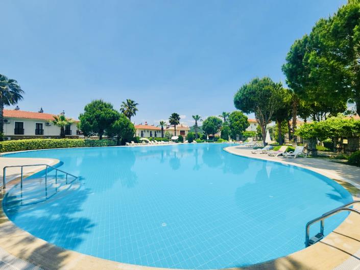 Image No.1-2 Bed Villa / Detached for sale