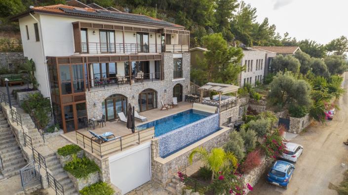 Image No.1-4 Bed House/Villa for sale