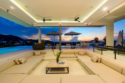 SMJ-Villa-26---Sunken-Lounge-Sunset