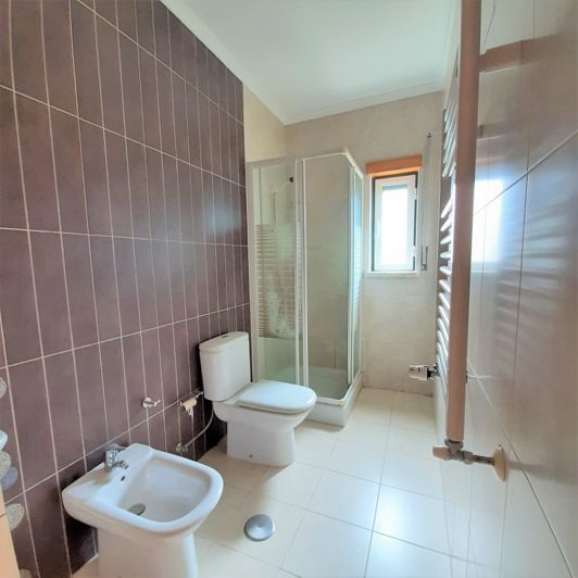 Image No.10-Villa de 4 chambres à vendre à Cadaval