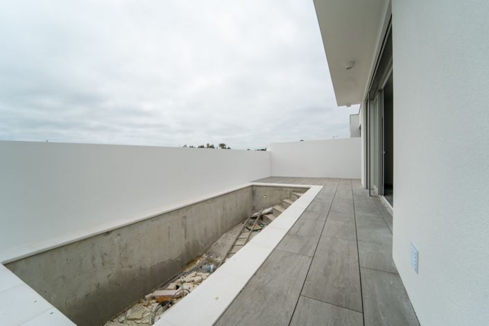Image No.14-2 Bed Villa for sale